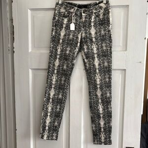 Guess Brittney Skinny Snakeskin Skinny Pants